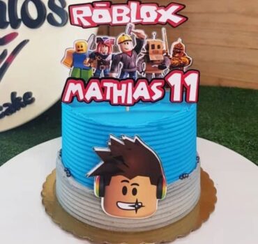 Roblox Cake