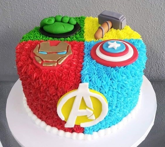 avengers-birthday cream-cake